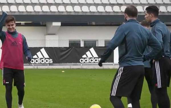 Ronaldo, Dybala, Higuain Test Shooting Skills