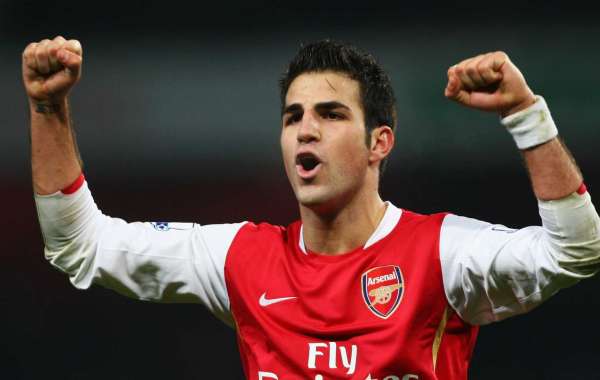 Fabregas Admits His Heart Belongs To Arsenal Despite Success With Chelsea