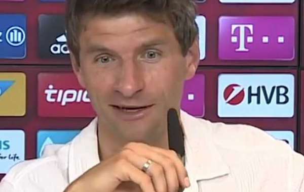 Muller Talks Of Lewandowski