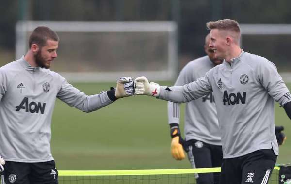 Henderson Ready To Jostle With De Gea For Number One Spot At Old Trafford