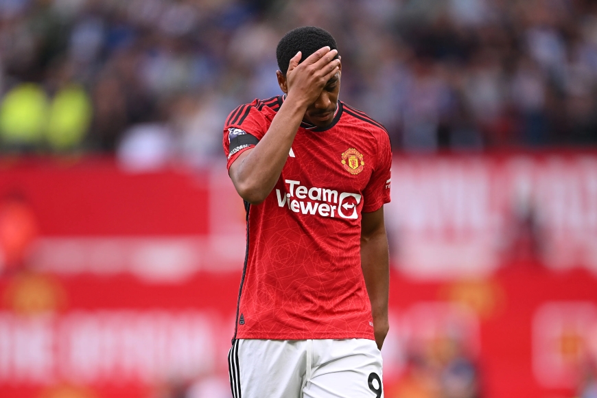 Martial Goes Into Lockdown For 10 Weeks After Groin Surgery