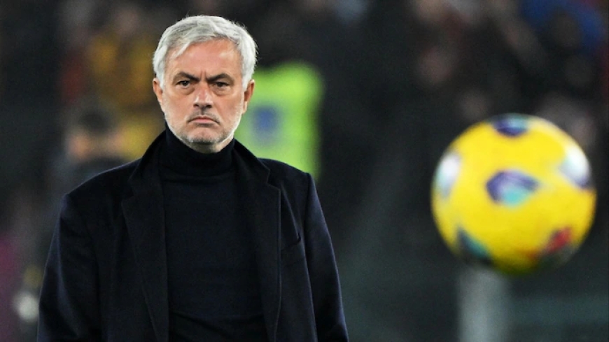 Today In History: Spurs Sack Jose Mourinho