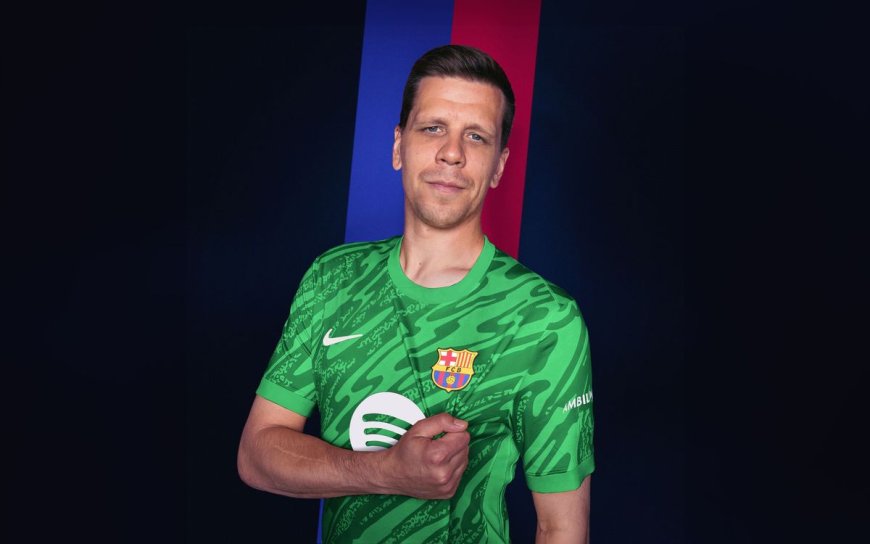 Barcelona Bring Szczesny Out Of Retirement To Cover For Injured Ter Stegen